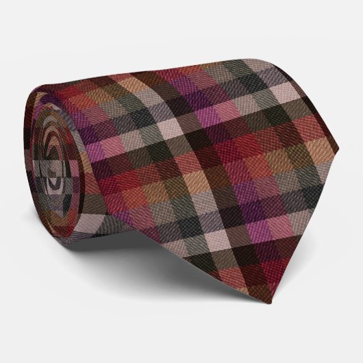 Cravate Rouge texturé, gris, carreauté framboise. (Roulé)