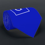 Cravate Royal Bleu Blanc encadré Monogramme initial<br><div class="desc">Royal Bleu et Blanc encadré Monogramme initial Un arrière - plan solide élégant avec une zone encadrée blanche pour votre monogramme, nom ou autre texte. Vous pouvez également modifier la police de texte, modifier la taille et la couleur de la police, déplacer le texte, etc. Si vous voulez ce design...</div>