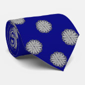 Cravate Ruban de fleurs grises par Kenneth Yoncich (Roulé)