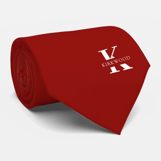 Cravate Ruby Red Elegant Monogramme + Nom | Deux Côtés (Roulé)