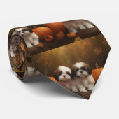 Cravate Shih Tzu Puppy Automne Citrouille de plaisir (Roulé)