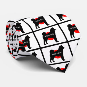 Cravate silhouette du nom shiba inu sur le drapeau