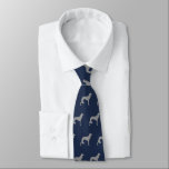 Cravate Silhouettes de Chien Saluki Motif bleu et gris<br><div class="desc">Ce cravate motif Salukis original fait un grand cadeau aux papas de chien ! Disponible en différentes couleurs, cette cravate cool fait une déclaration pour quiconque aime un Saluki. Un cadeau génial pour le type qui porte une cravate pour les affaires, ou pour des événements spéciaux comme les programmes de...</div>