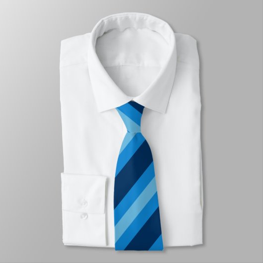 Cravate Simple Navy & Light Blue Diagonal Stripes Motif (Attaché)
