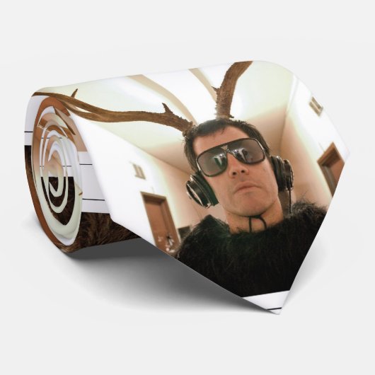 CRAVATE SNAILFACE TIEFACE (Roulé)