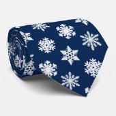 Cravate Snowflakes Ikat - Blanc et Bleu Marine (Roulé)