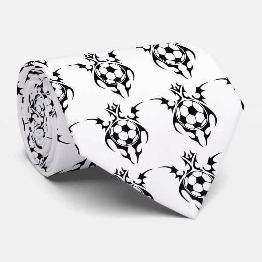 Cravate soccer. tribal. (Roulé)
