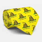 Cravate Soyez un vrai libertaire Ne marchez pas sur moi (Roulé)