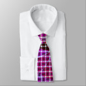 Cravate Style panier sur les tons rose foncé, lilas, bleu. (Attaché)