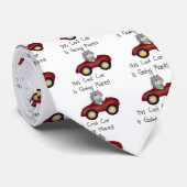 Cravate T-shirts et cadeaux rouges allants de voiture d'en (Roulé)