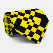 Cravate table d'échecs noir jaune (Roulé)