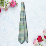 Cravate Tartan plaid moderne pastel vert bleu gris beige<br><div class="desc">Une interprétation artistique moderne du style traditionnel tartan ou buffalo plaid.La palette de couleurs est dans les nuances chaudes pastel de jaune, bleu cyan, turquoise, crème, gris, vert, orange.Les nuances sont mélangées comme des aquarelles humides d'une manière douce délicate.Ce design est tendance et aussi classique.Il fera également un cadeau parfait...</div>