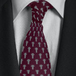 Cravate Tête de vache à rancher en Bourgogne et en argent<br><div class="desc">Avec la silhouette de la tête d'une vache, ce design classique est de bon goût et conservateur, idéal pour les hommes d'affaires ou les éleveurs. Ajoutez une touche subtile de fantaisie à un cadeau de Fête des pères ou d'anniversaire en incluant une paire de chaussettes assorties avec le même design....</div>
