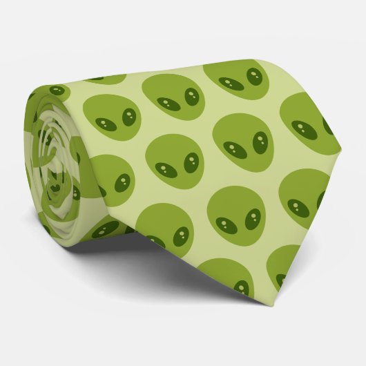 Cravate Têtes d'alien vert mignon motif (Roulé)