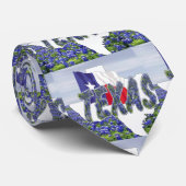 Cravate Texas Shape with Texas Flag and Bluebonnets (Roulé)