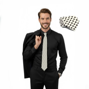 Cravate Tie ivoire avec motif de petits cœurs noirs