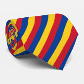 Cravate Tie rayée rouge, jaune et bleue (Roulé)
