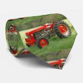 Cravate Tracteur rouge vintage (Roulé)