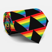 Cravate triangle d'arc-en-ciel (Roulé)