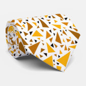 Cravate Triangles brun jaune sur arrière - plan rétro blan (Roulé)