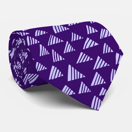 Cravate Triangles éclos 250319 - Bleu Pdr sur violet Dp (Roulé)