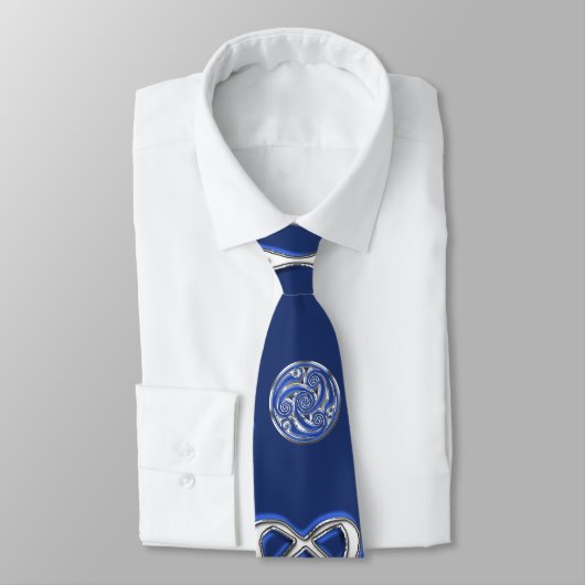 Cravate Triskel en argent bleu (Attaché)