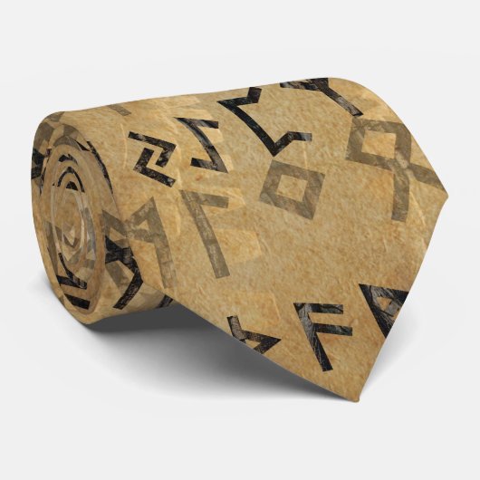 Cravate Un art en spirale plus ancien de Futhark sur la (Roulé)