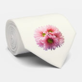 Cravate Un tas de marguerites roses (Roulé)