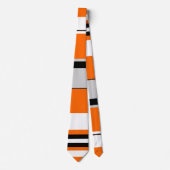 Cravate Vibrant Orange, Blanc, Noir et Cendres rayées (Devant)