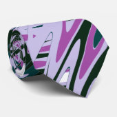 Cravate violet avec Motif vert Abstrait (Roulé)