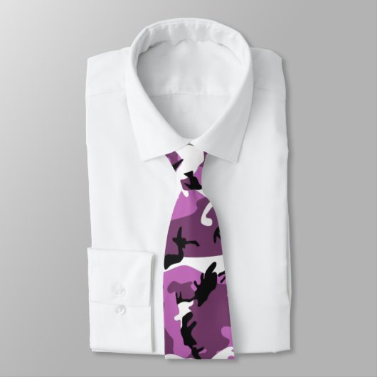 Cravate Violet Camo (Attaché)