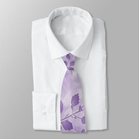 Cravate violet pâle avec feuilles (Attaché)