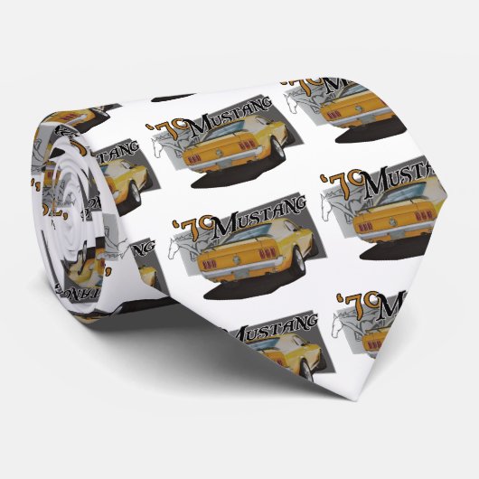 Cravate Voiture deux-volumes jaune du mustang 1970 (Roulé)