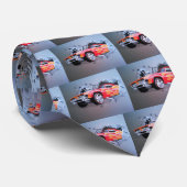 Cravate Voiture S'Écrasant À Travers Le Mur (Roulé)