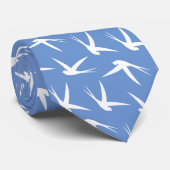Cravate Voler comme un Motif d'hirondelle bleu et blanc (Roulé)