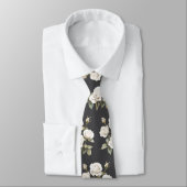 Cravate White Flowers on a Sharp Dressed Man (Attaché)