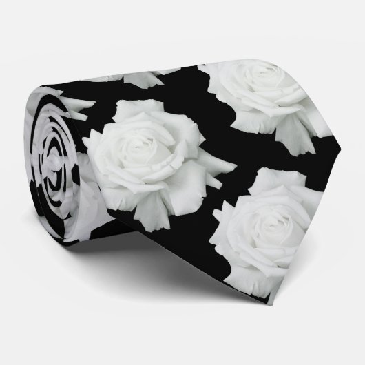 Cravate White Rose Petals Necktie (Roulé)