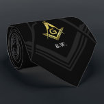 Cravates maçonniques Monogram Black Gold | Cadeaux<br><div class="desc">Cravates masoniques personnalisés que vous pouvez ajouter vos initiales monogrammes à... Ces cadeaux de franc-maçon personnalisés et élégants présentent un design unique en noir et or carré et compas (autres options de carré et compas disponibles avec ce design si vous le customisez plus loin). Qu'est-ce qui les rend si spéciaux...</div>