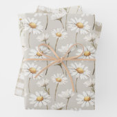 Cream Daisy Floral Bunny Rabbit Birthday Inpakpapier Vel (In situ)