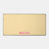 Cream minimalist custom name bureaumat (Voorkant)