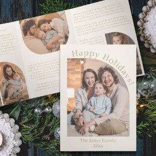 Cream Modern Arch Jaar in de Review Familie Update Drieluik Wenskaart