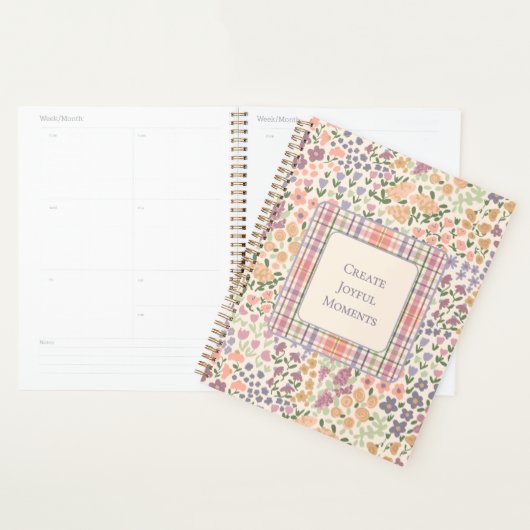 Create Joyful Moments Floral Plaid Planner (Devant avec enveloppe)