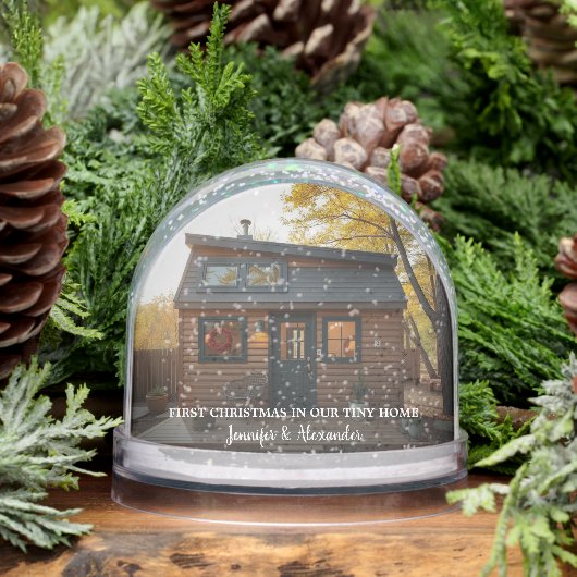 Create your own first christmas in our tiny home sneeuwbol (Winter)