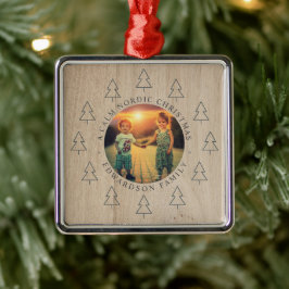 Create your own nordic family photo christmas metalen ornament