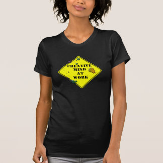 creatieve geest op het werk t-shirt