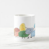 Créatures mignonnes et duveteuses sur un mug (Centre)