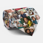 Creëer een Aangepaste fotocollage met 16 foto's Stropdas (Opgerold)