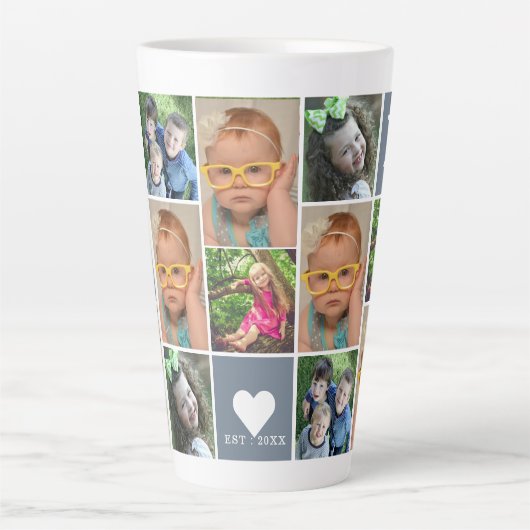 Creëer Uw Eigen 12 Fotocollage Familie Monogram Latte Mok (Voorkant)