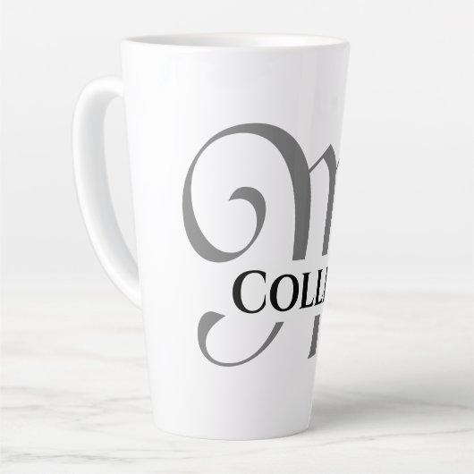 Creëer uw eigen elegante naam monogram latte mok (Linkerhoek)