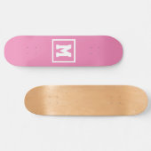 Creëer Uw eigen monogram Sjabloon Roze en Wit Skateboard (Horizontaal)